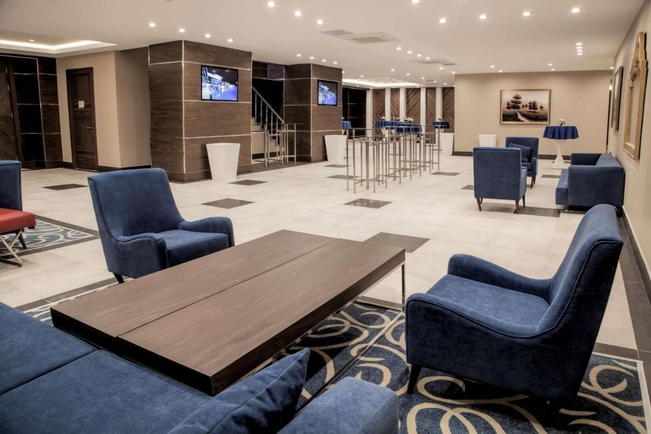 Hotel Radisson Blu Hotel, 5*