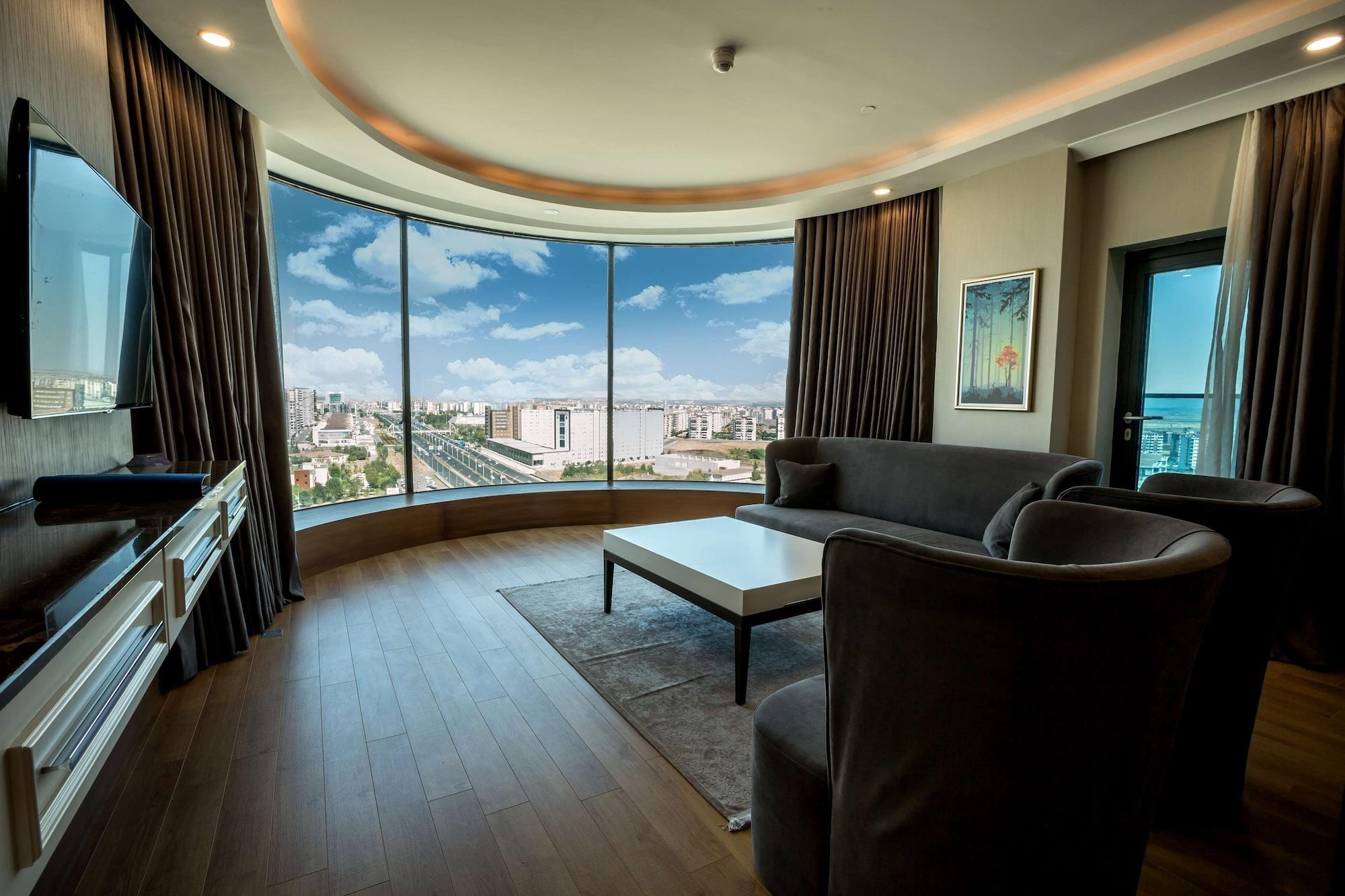 Radisson Blu Hotel, 5*
